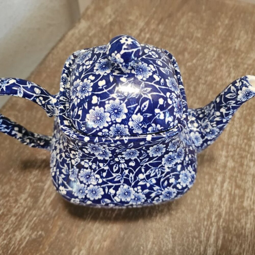 CHURCHILL STAFFORDSHIRE SQUARE TEA POT